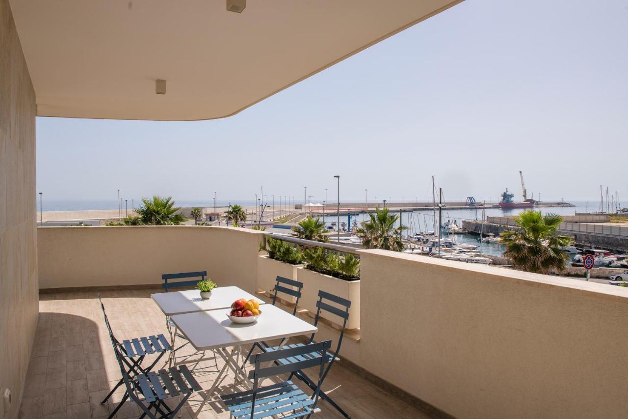 Casa Tiziana - Apulianstay Group Monopoli Bagian luar foto