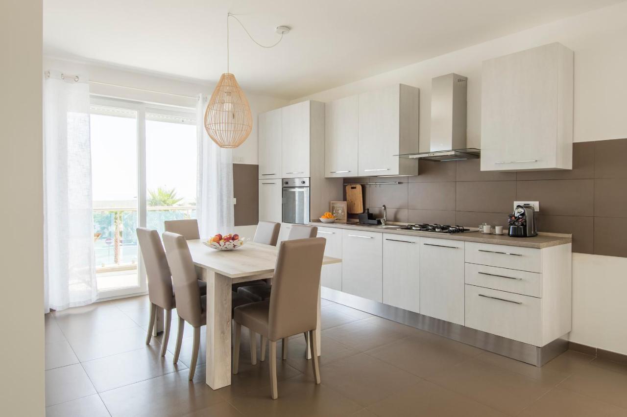 Casa Tiziana - Apulianstay Group Monopoli Bagian luar foto